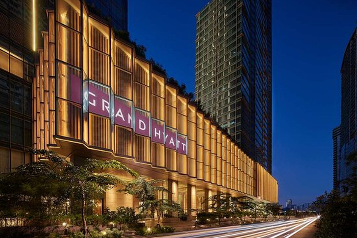 GRAND HYATT