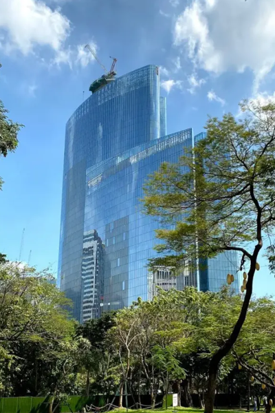 AYALA TRIANGLE GARDEN